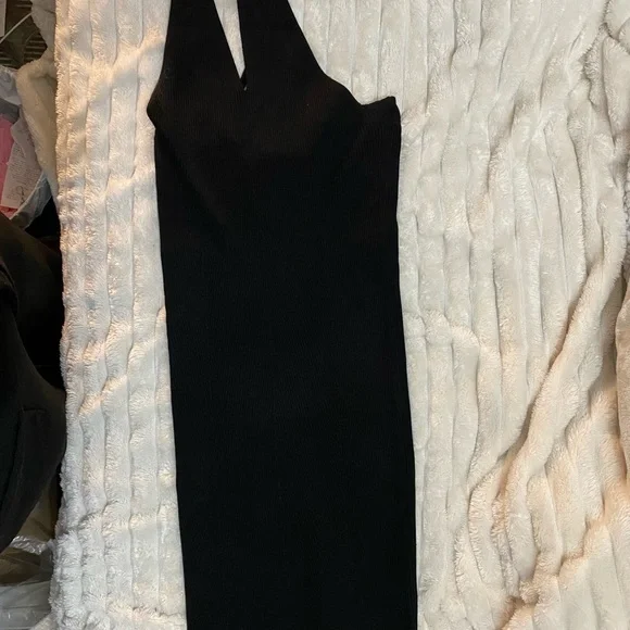 Black Ribbed One Shoulder Mini Dress - Picture 2 of 4